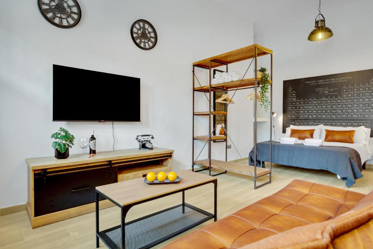 Bohemian Loft Apartment Малага Екстериор снимка